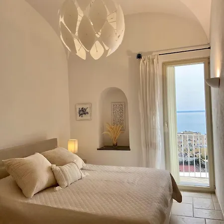 La Grande Perla 3 Bedroom Apartment